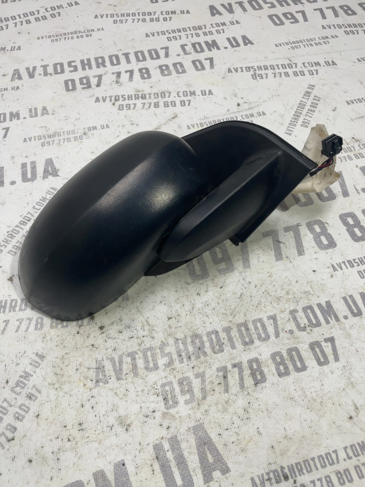 Дзеркало заднього виду праве Jeep Compass MK (06-16)