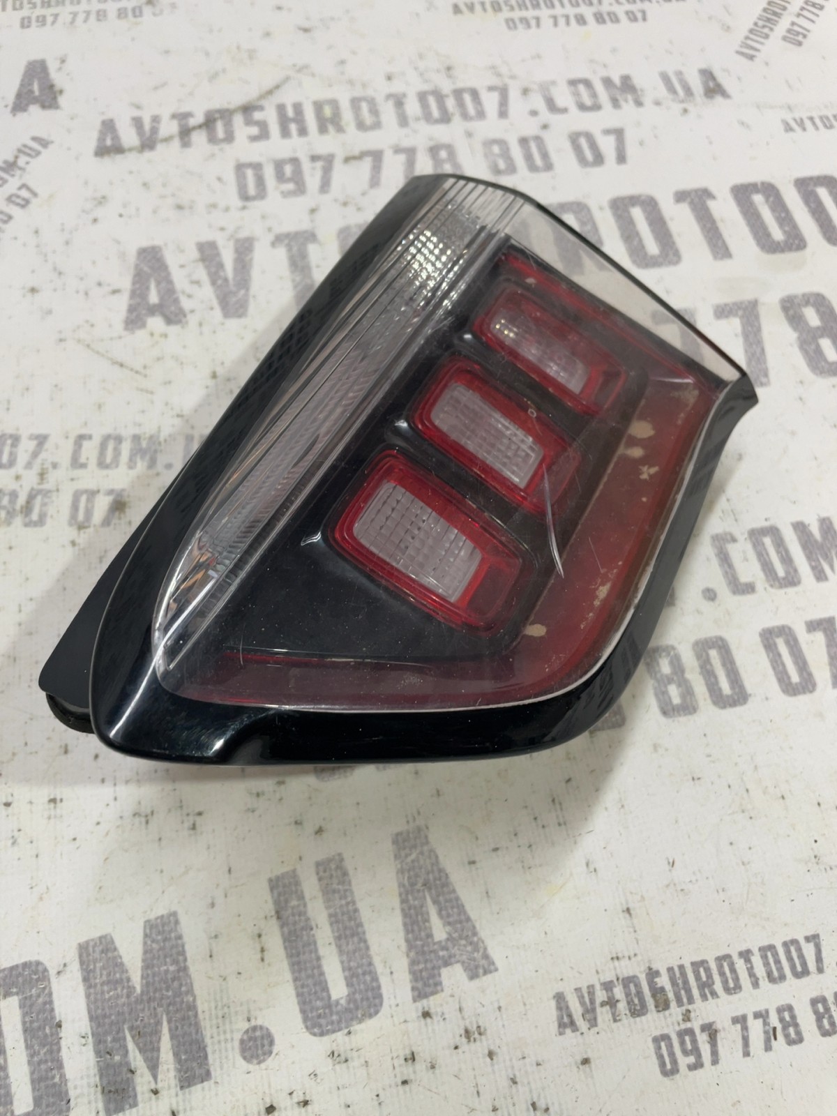 Ліхтар задній правий Jeep Compass MP (17-21) P55112836AA