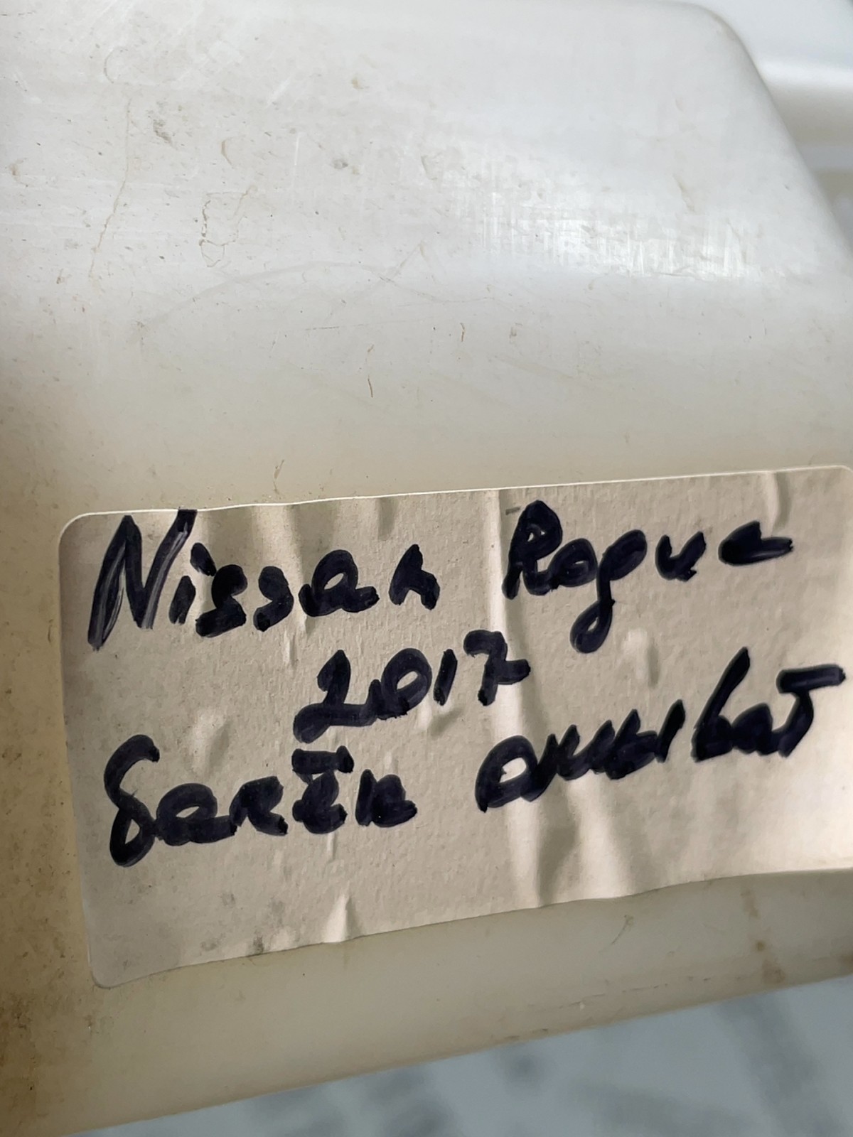 Насос омивача скла Nissan Rogue T32 (14-20) 1612041360