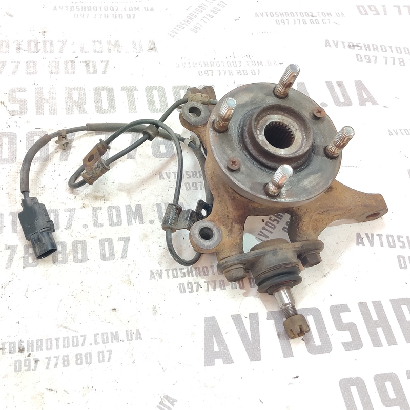 Цапфа передня ліва Hyundai Accent 3 (06-10) 1.5D