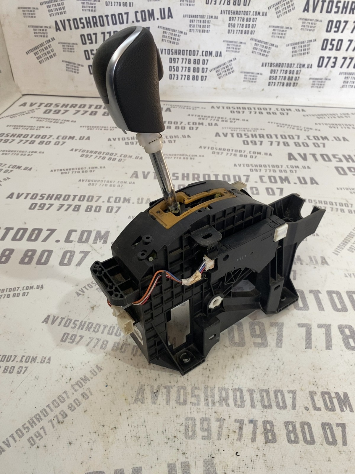Куліса перемикання передач Nissan Rogue T32 OEM 349016FL1B