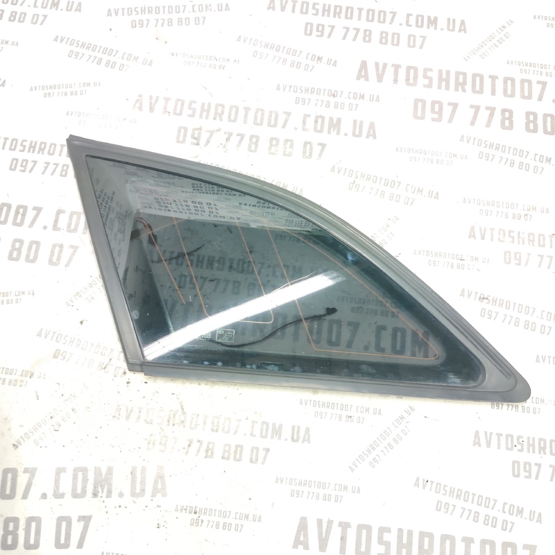Кузовне скло заднє ліве Audi A4 B8 (07-15) 2.0D