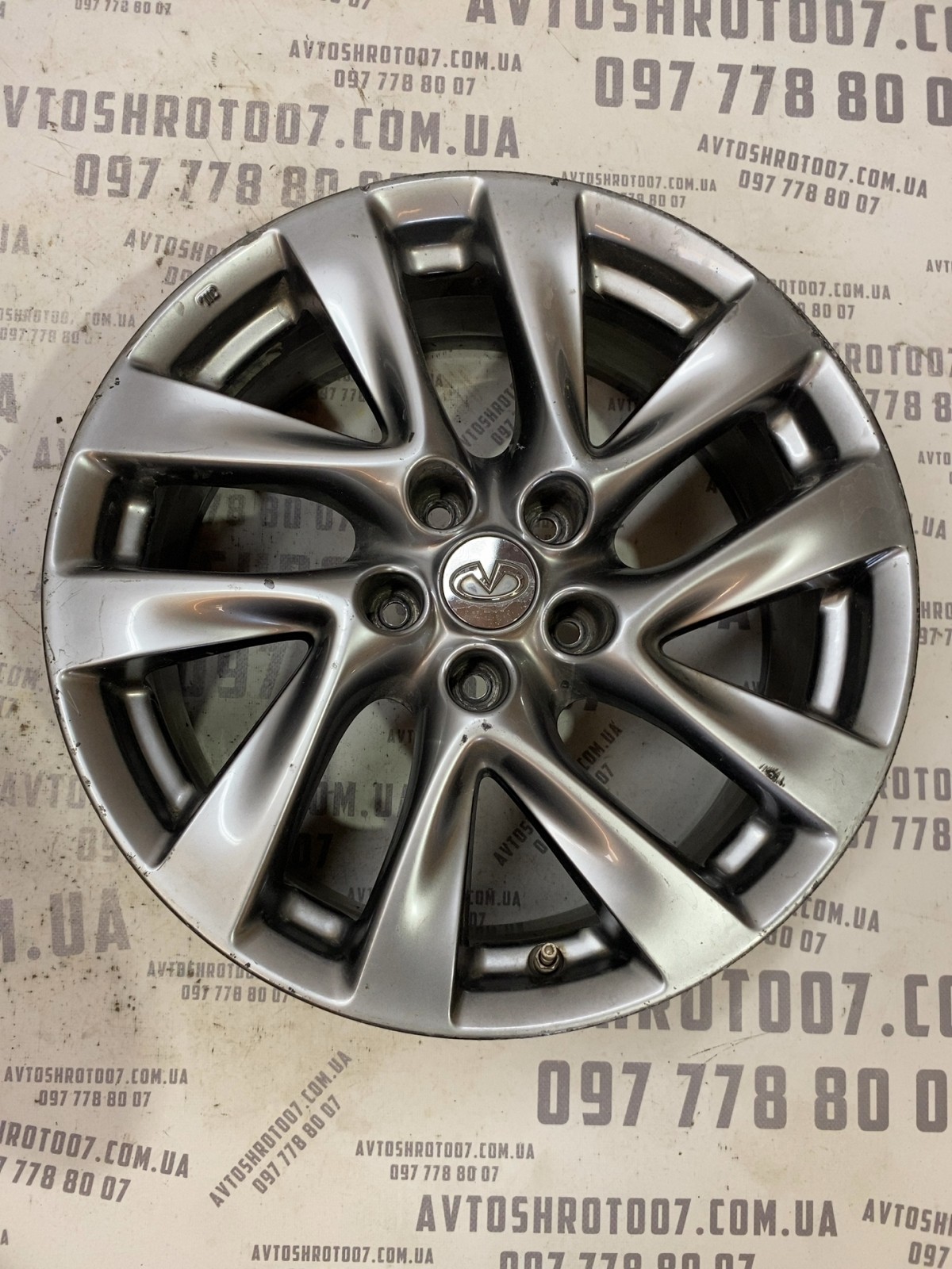 Комплект литих дисків 5х114.3 R18 Infiniti QX60 403003JA2A