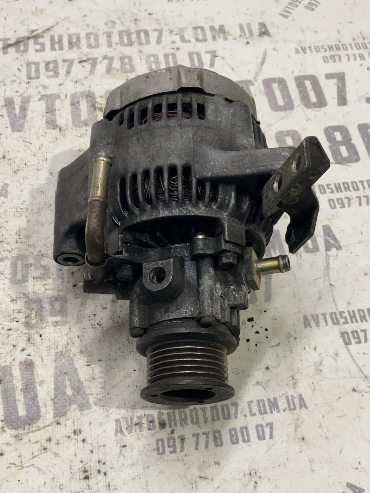 Генератор Land Rover Freelander 1 OEM YLE102080