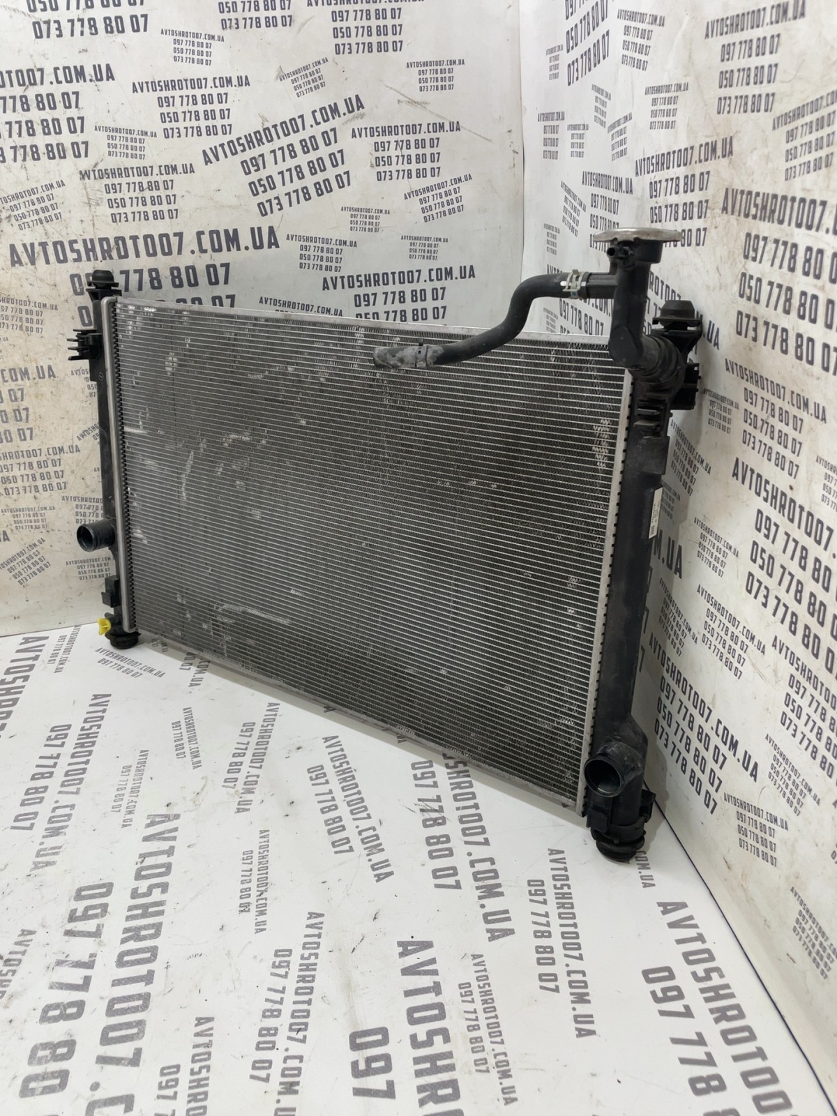 Радіатор охолодження Toyota RAV4 5 (18-24) OEM 1220500051