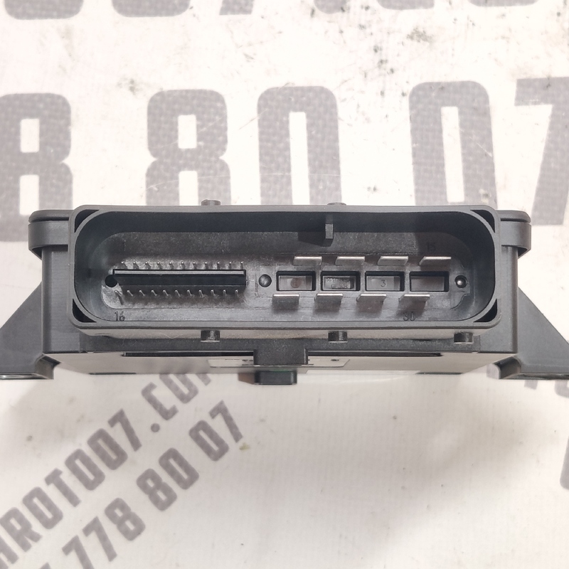 Блок ручного гальма Audi A4 B8 (07-15) 2.0D 8K0907801E