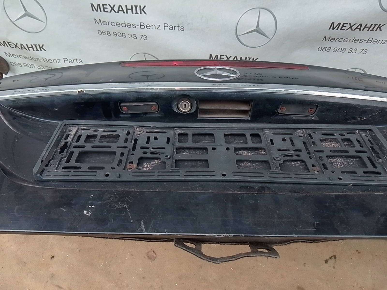Кришка багажника Mercedes-Benz E-Class w211