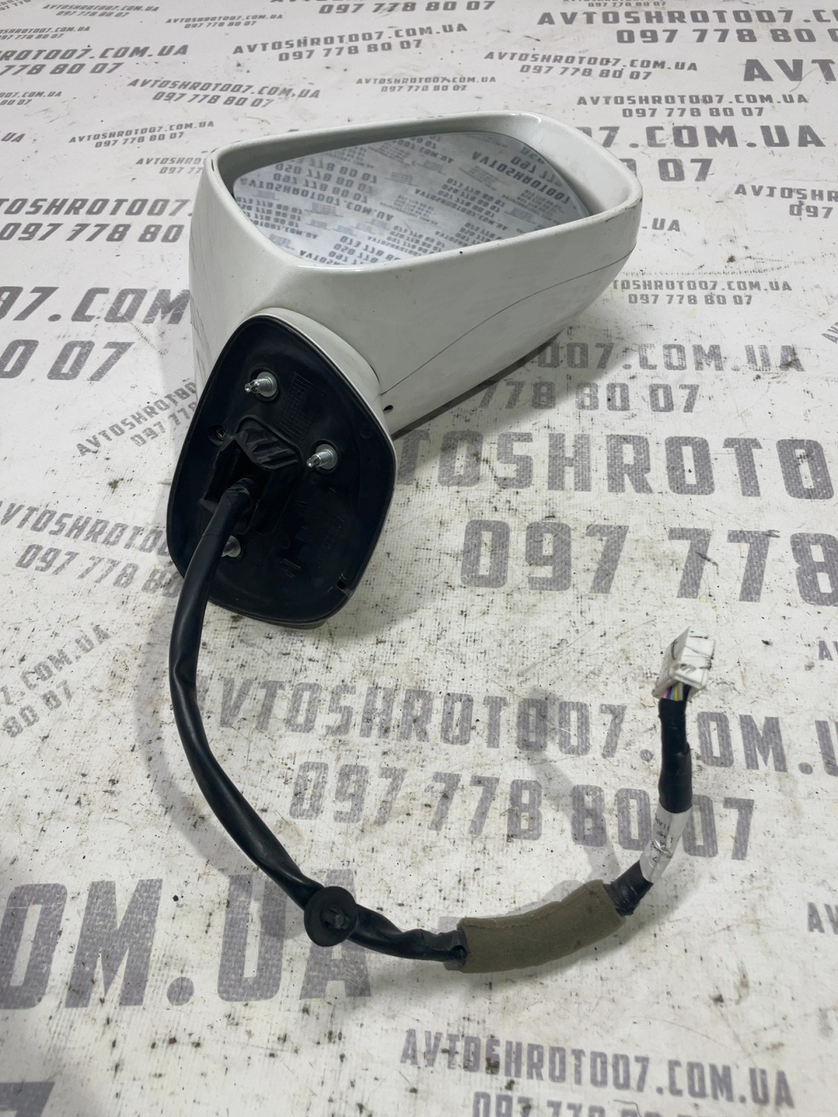 Дзеркало праве Acura RDX 2 (13-18) TL06NW21621