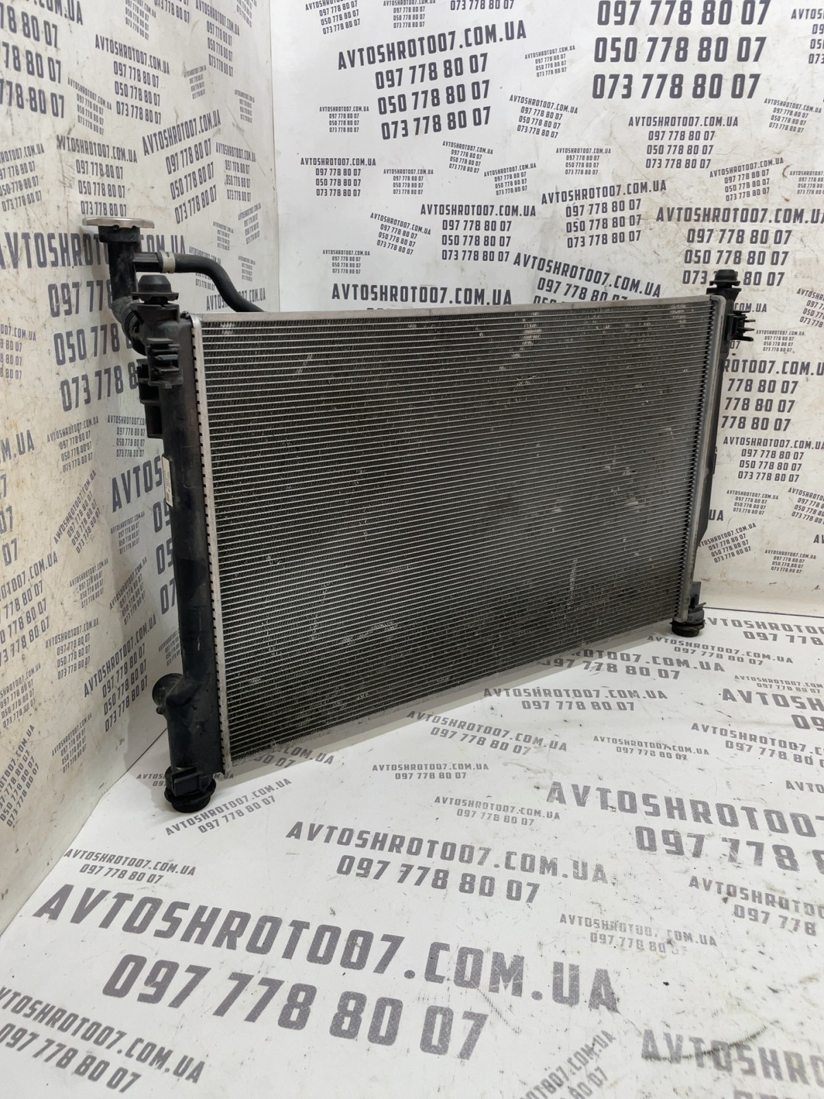Радіатор охолодження Toyota RAV4 5 (18-24) OEM 1220500051