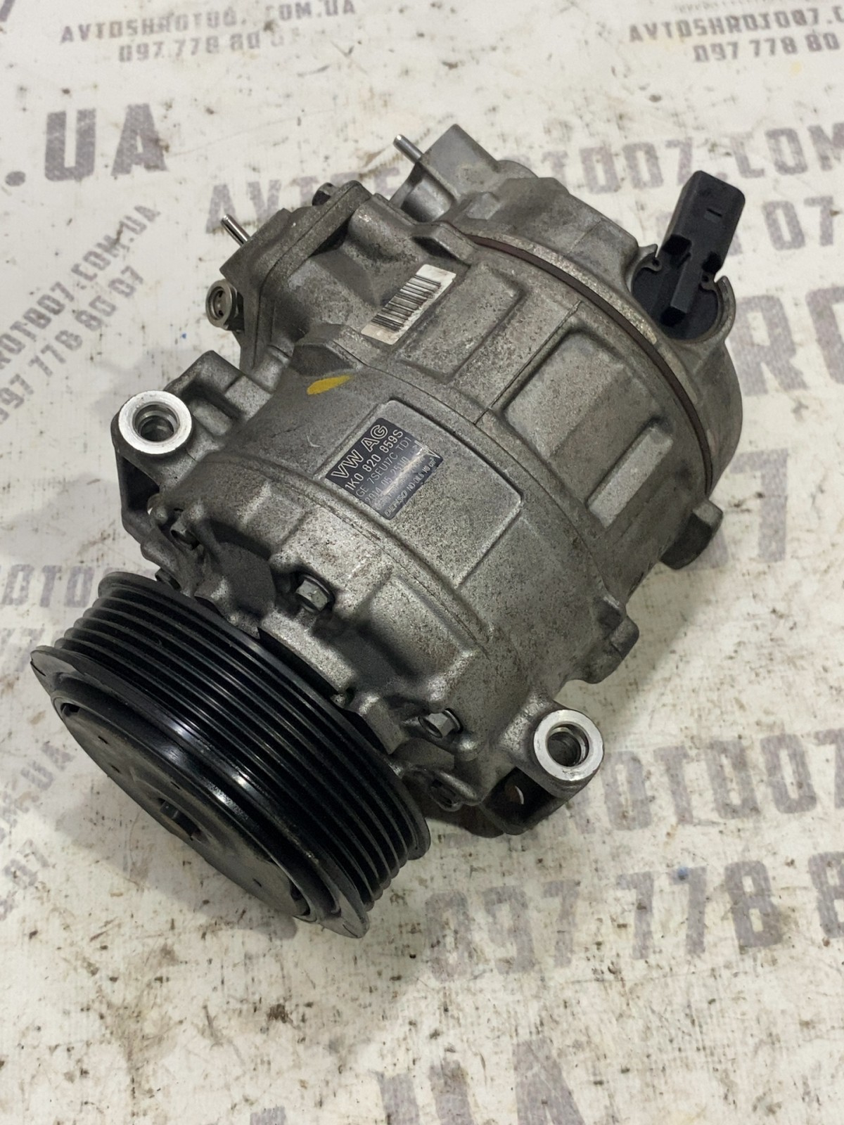 Компресор кондиціонера VW Jetta 6 (10-18) 1K0820859S фото 2