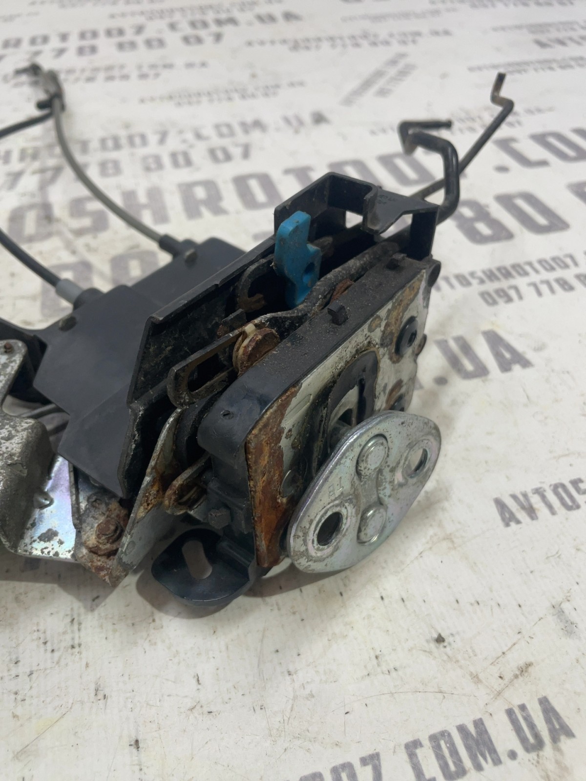 Замок дверей Hyundai Accent 3 (05-10) 1.5D передній лівий