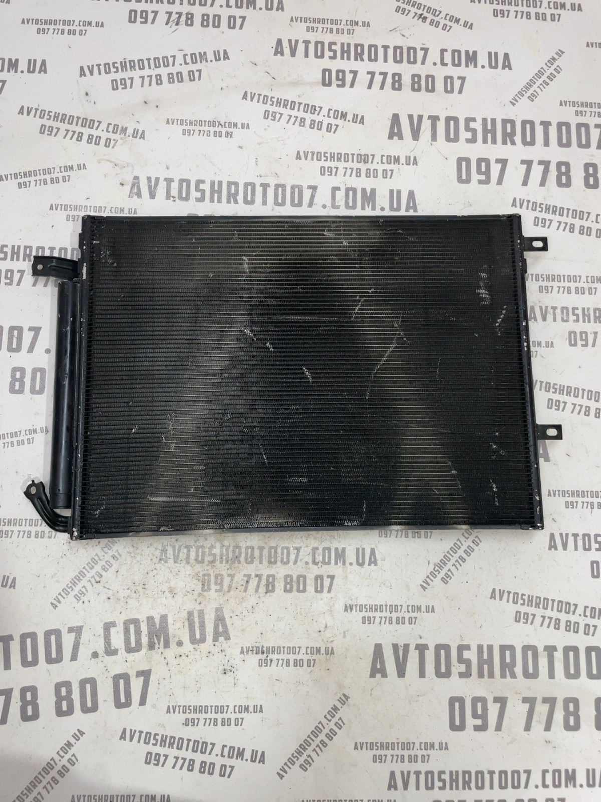 Радіатор кондиціонера Jeep Cherokee KL (13-23) 52014775AB