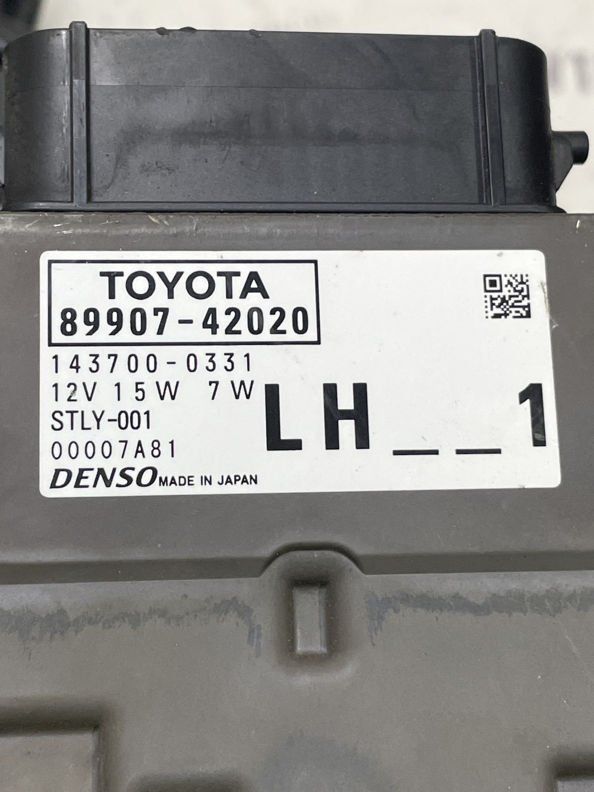Фара передня ліва Toyota RAV4 5 (18-24) 8990742020