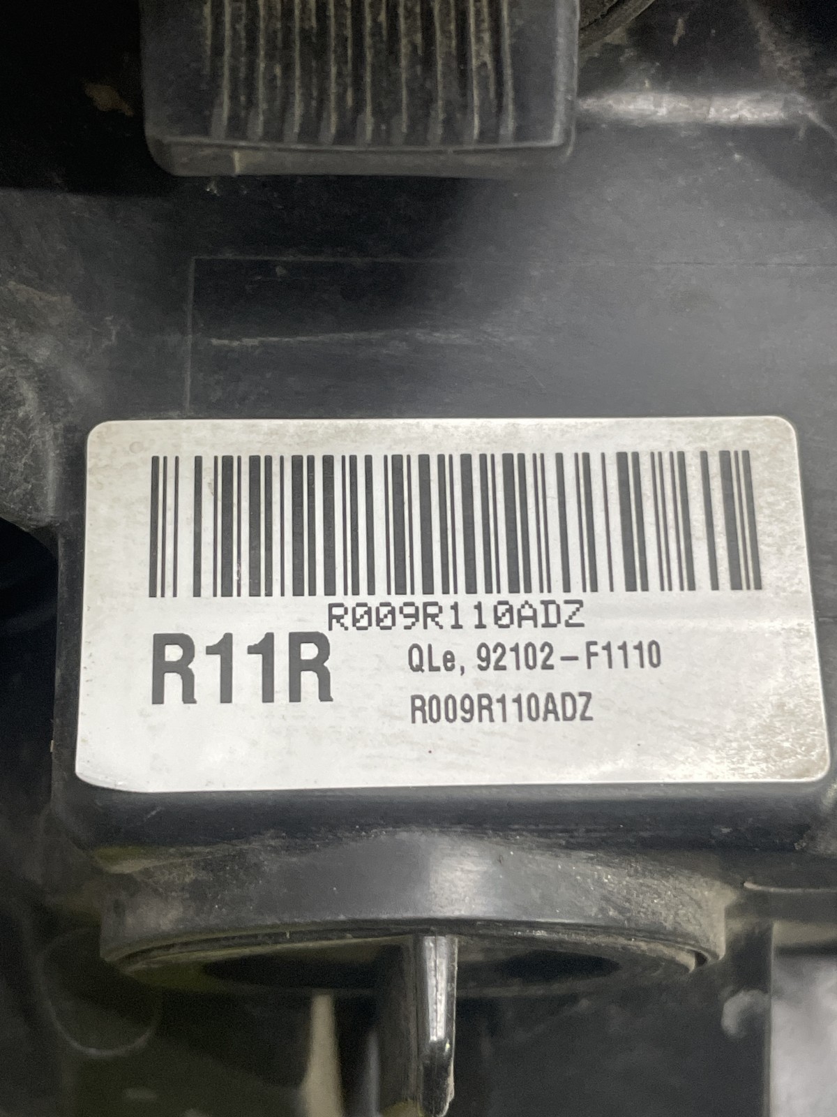 Фара права Kia Sportage (15-21) 92102F1110