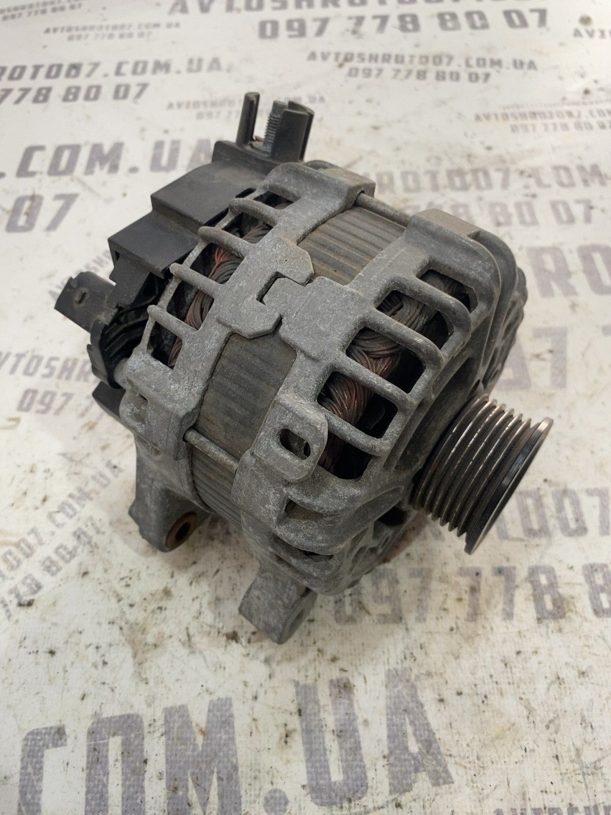 Генератор Land Rover Range Rover Evoque 1 GX7310300DD