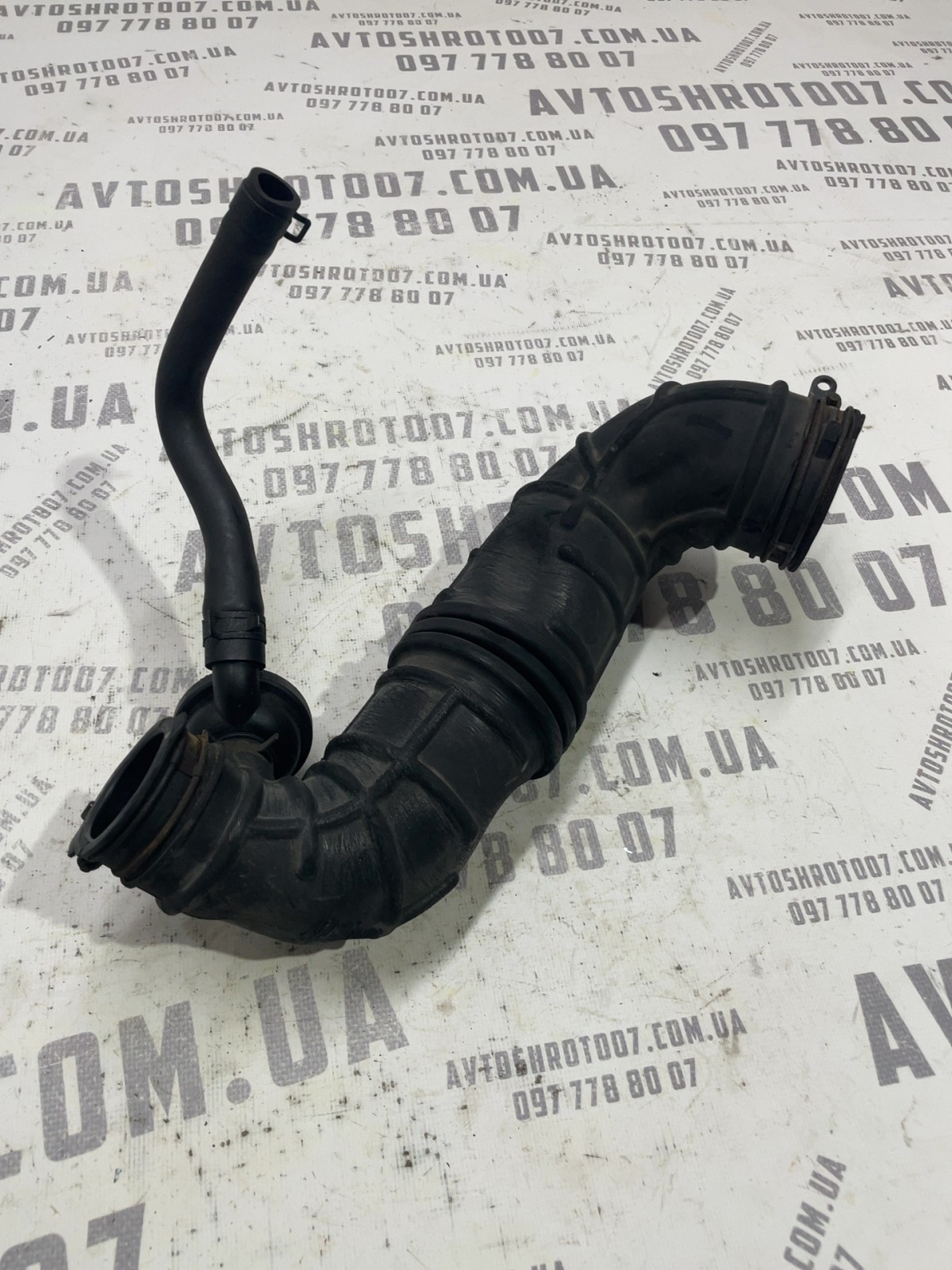 Патрубок повітряний Hyundai Accent 3 (06-11) 1.5D 281381G100