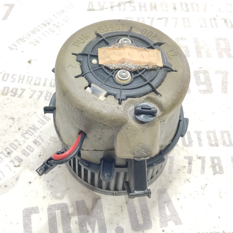 Мотор пічки Audi A4 B8 (07-15) 2.0 Дизель OEM 8k1820021