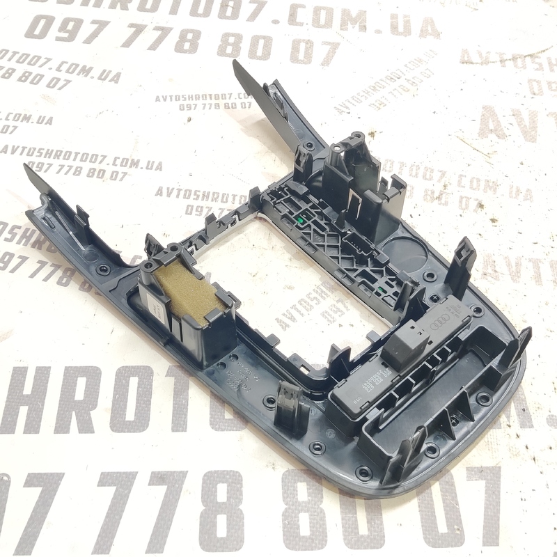 Накладка салону Audi A4 B8 (07-15) 2.0 Дизель