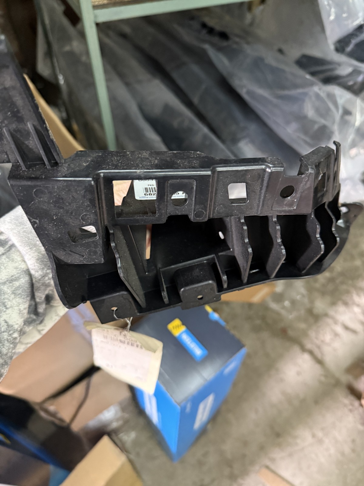 Накладка бампера Jeep Cherokee KL