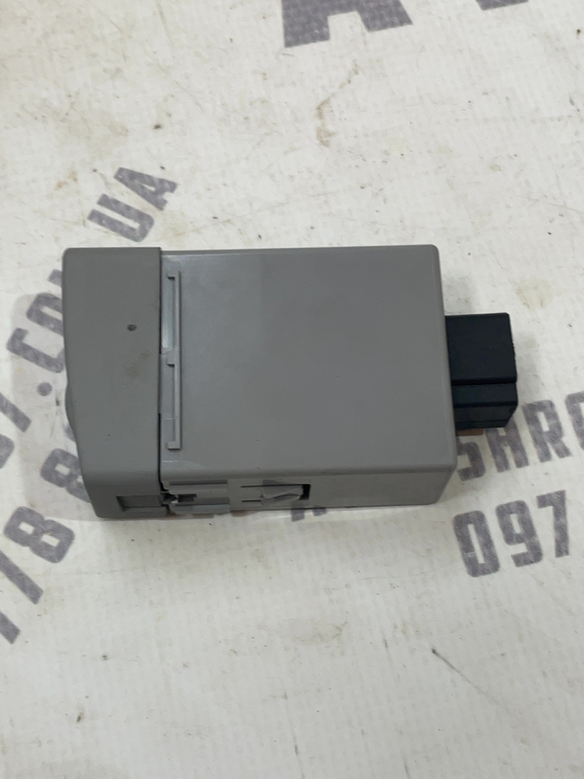 Кнопка коректора фар Hyundai Accent 3 05-10 1.5D 751U000080