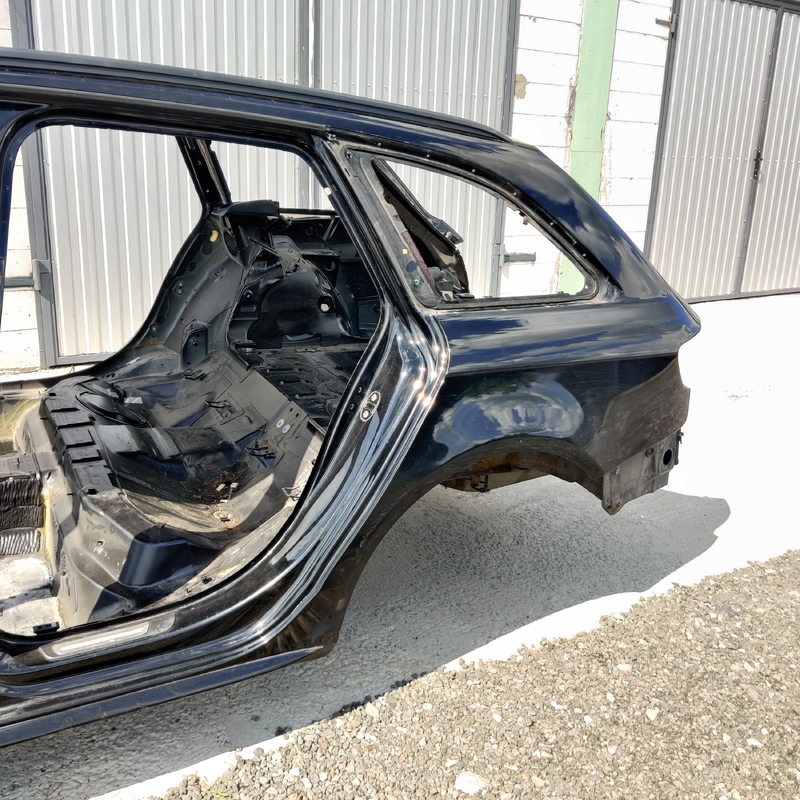 Четверть задня ліва Audi A4 B8 (07-15) 2.0 Дизель