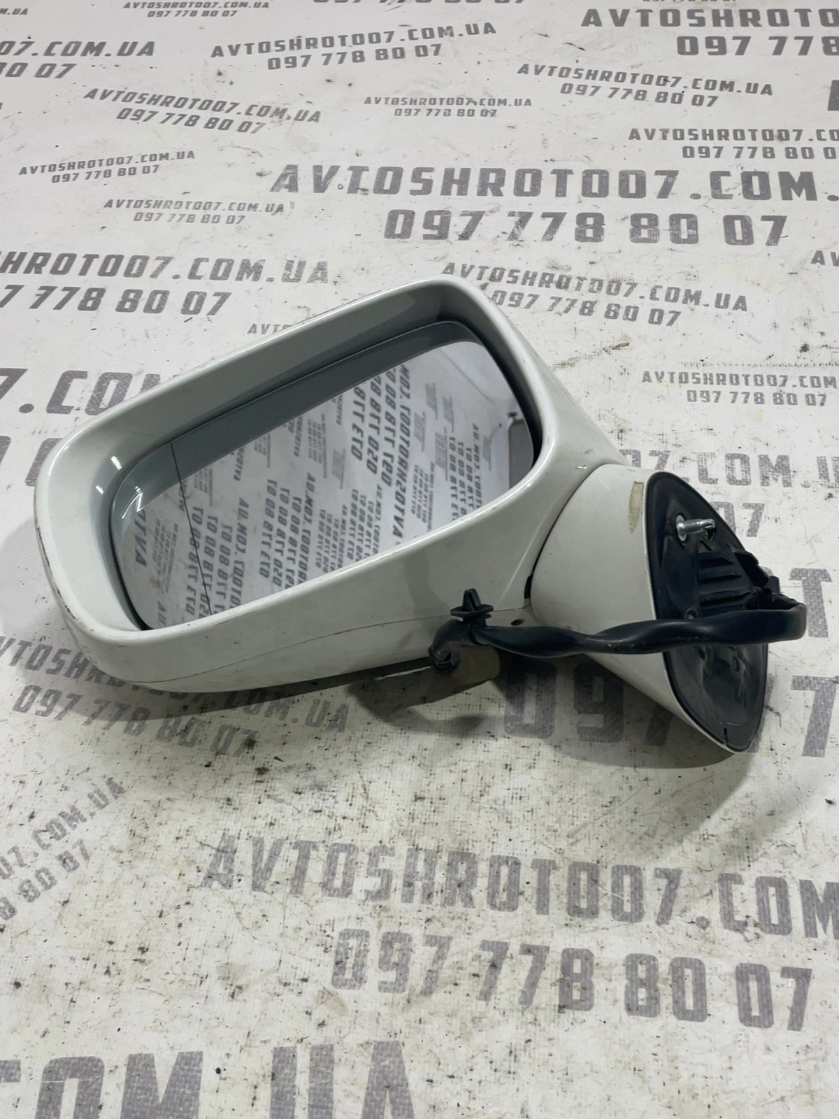 Дзеркало заднього виду ліве Acura RDX 2 (13-18) TL06NW21621