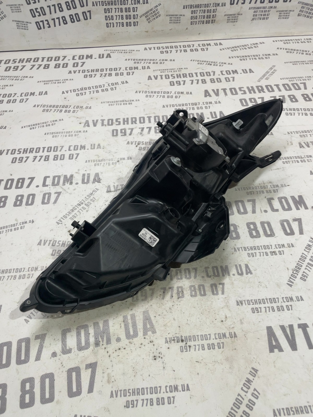 Фара передня ліва Acura RDX 3 (18-24) 33109TX6A511